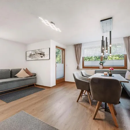 Sky & Stone * Sautens